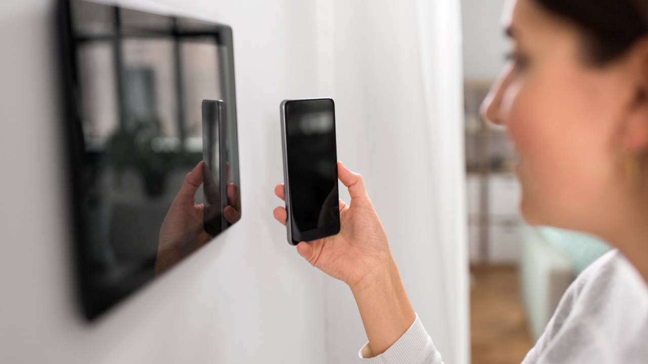 Como funciona o monitoramento remoto por celular - SILSEG