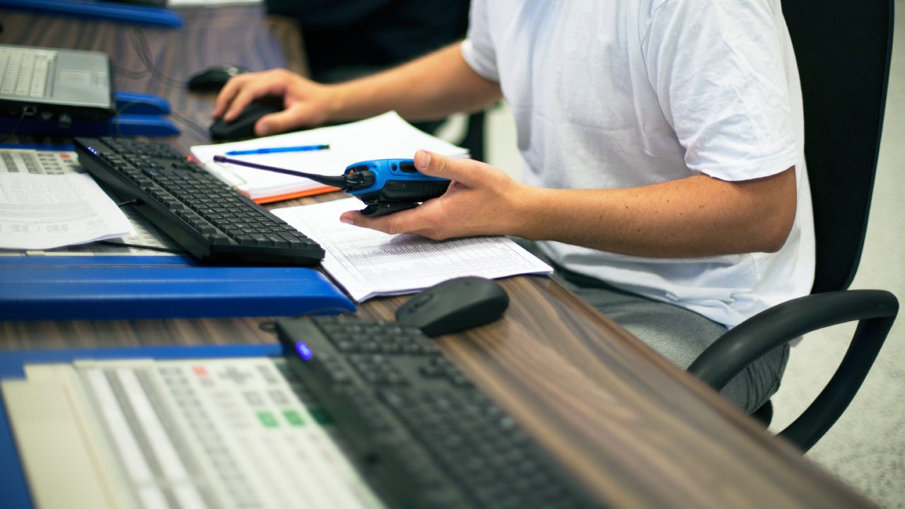 Como solicitar orçamento de segurança eletrônica para empresas - SILSEG