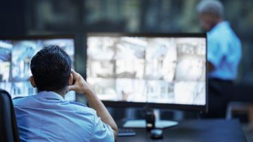 Monitoramento 24h: como funciona e quando é necessário? - SILSEG